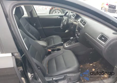 2014 Volkswagen Jetta 2.0L Tdi from USA, damaged, VIN 3VWLL7AJ6EM391578